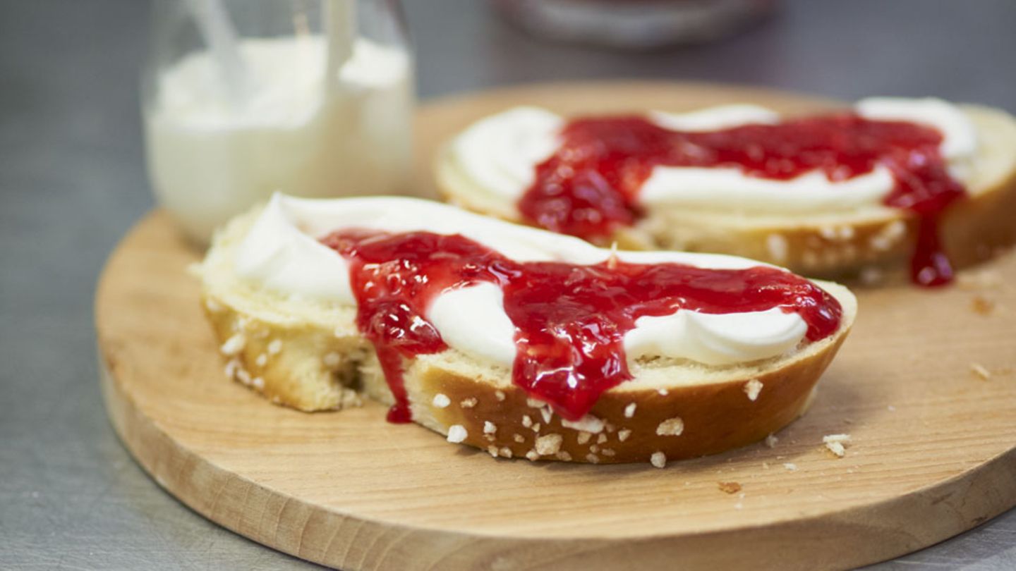 Kaffee-Tee Sales -Kaffee-Tee Sales hefezopfschnitte 6de7be5e2d7d317e3fbc261e2443ec01 et2011040301 jpg 50354